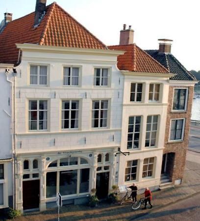 Hotel De Vischpoorte, Hartje Deventer En Aan De Ijssel Eksteriør billede