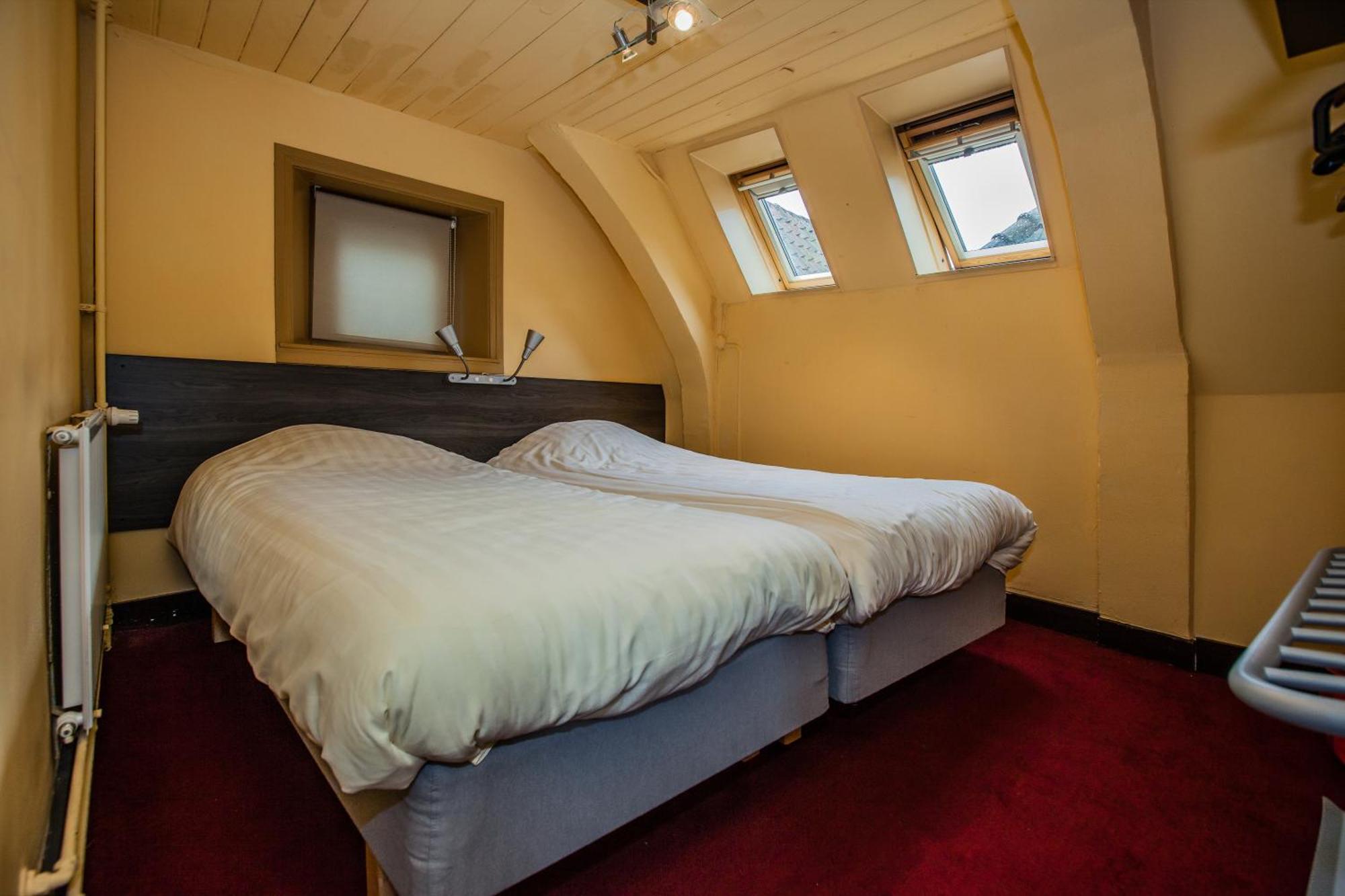 Hotel De Vischpoorte, Hartje Deventer En Aan De Ijssel Eksteriør billede